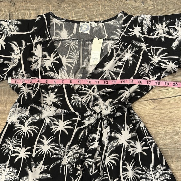 Blue Rain Francesca's Dress Tropical Wrap Dress Large Resort Spring Break NWT - Picture 4 of 12